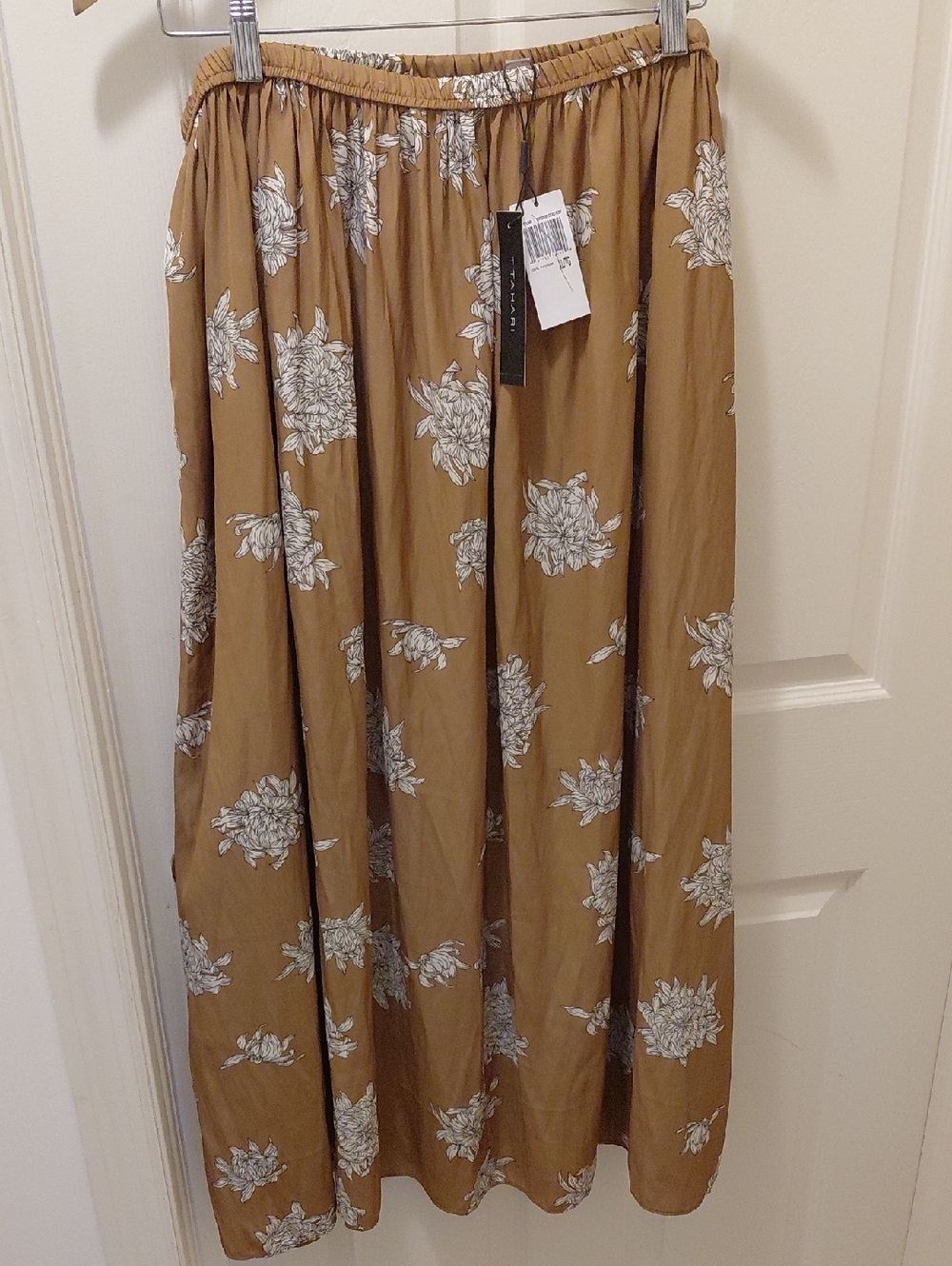 T Tahari Camel Maxi Skirt with White Floral Print